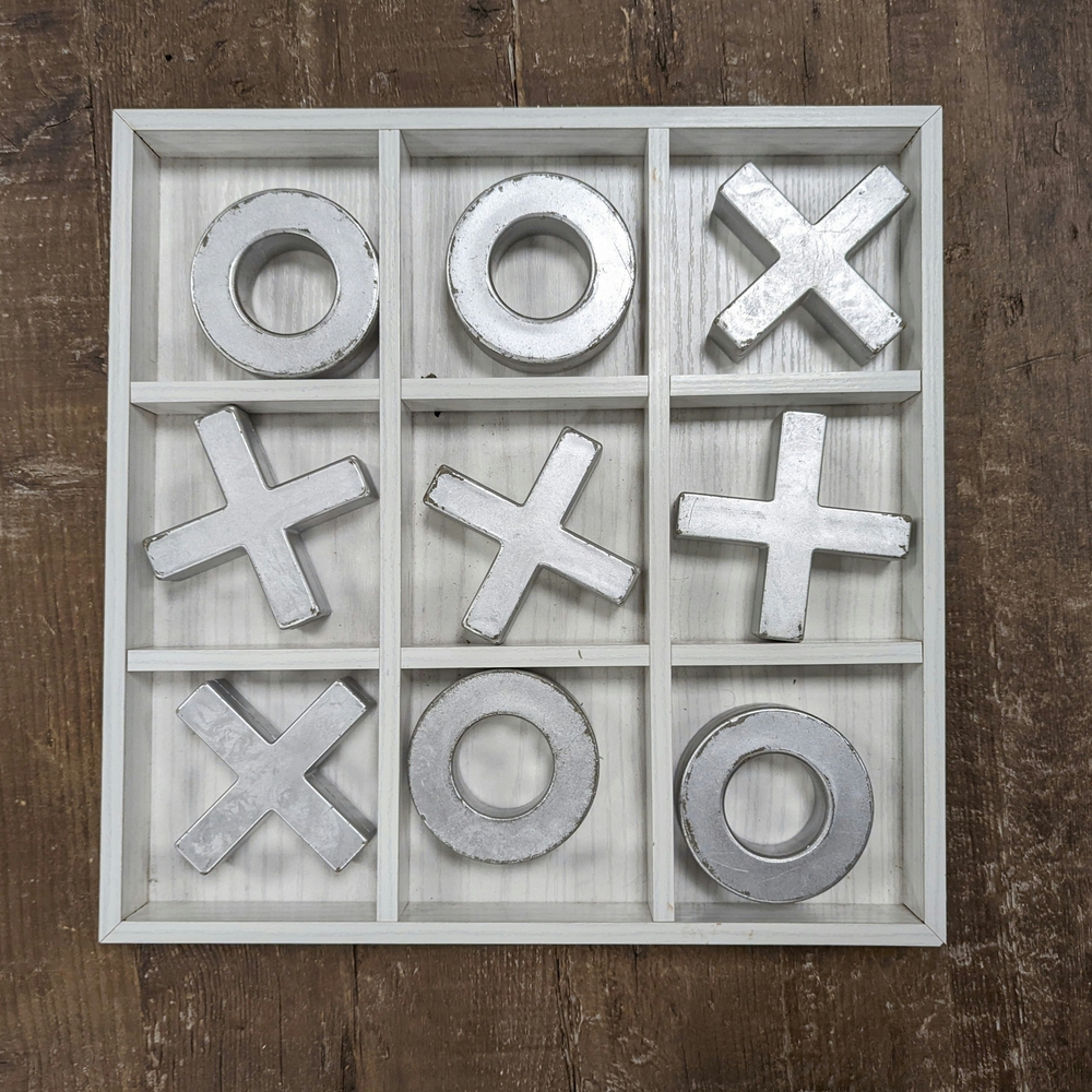 img of How to create a tic tac toe game in react.js